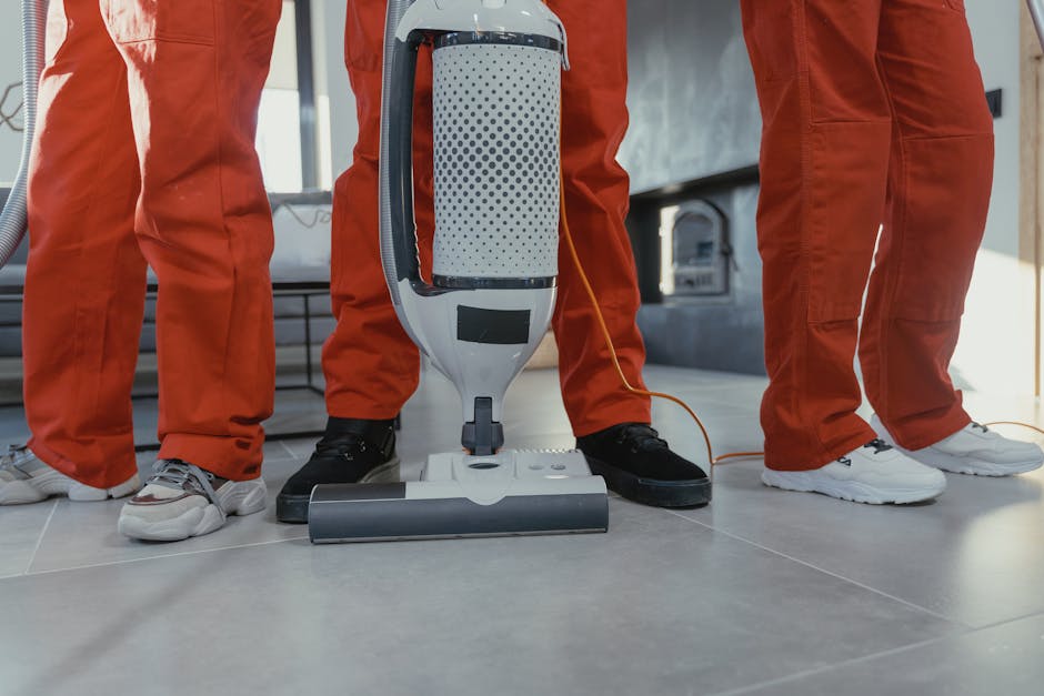 Petugas Kebersihan (Cleaning Service)