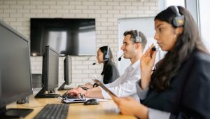Lowongan Kerja Customer Service