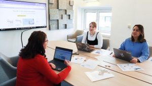 Lowongan Kerja Specialist Pemasaran Digital