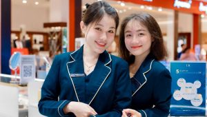 Lowongan Kerja Sales Associate