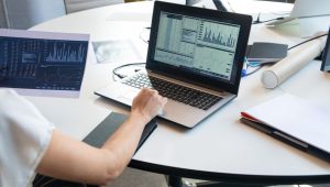 Lowongan Kerja Analis Data Bisnis