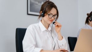 Lowongan Kerja Customer Care